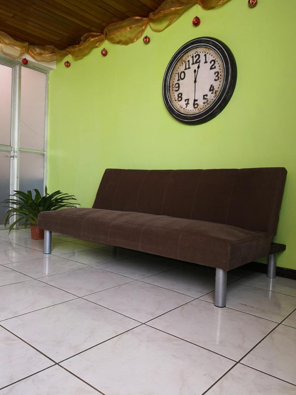 Vida Tropical Bed and Breakfast Alajuela Exterior foto